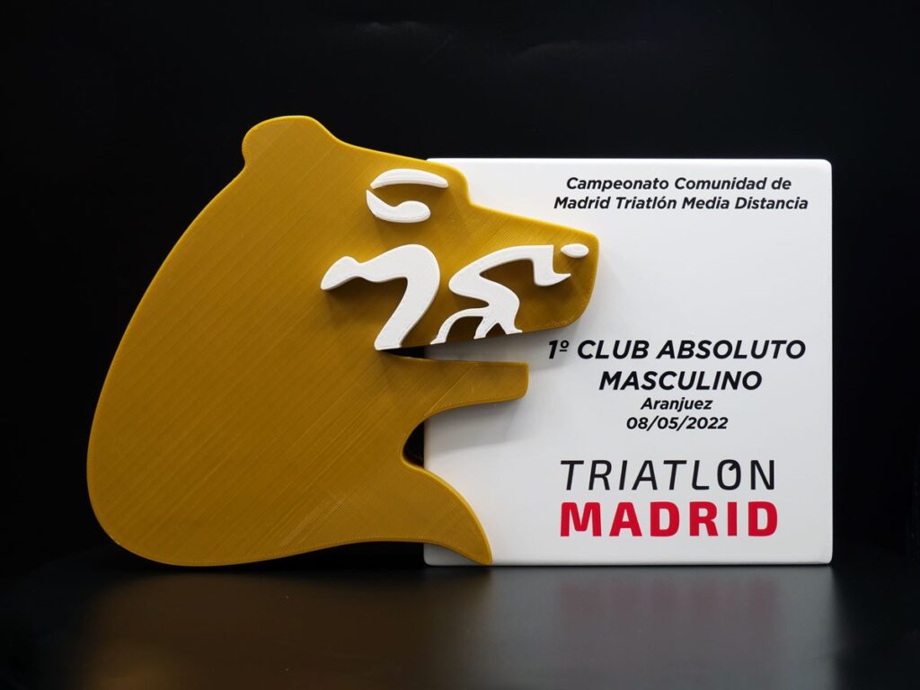 Trofeo Personalizado - Campeonato Comunidad de Madrid Triatlón Media Distancia 2022