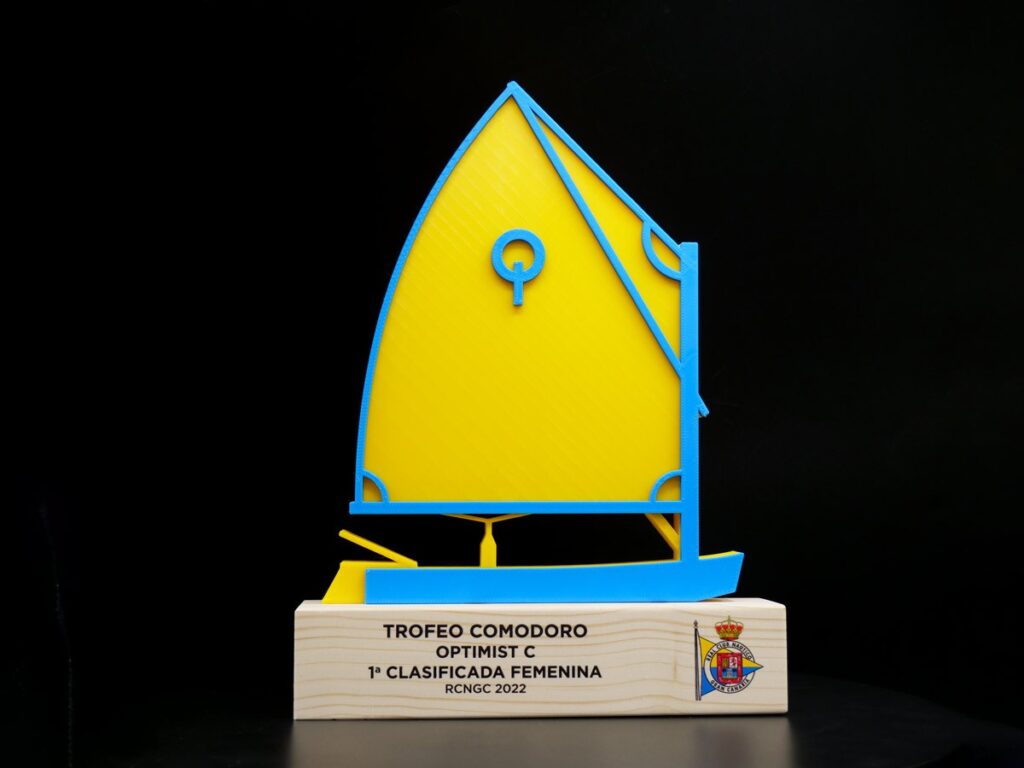 Trofeo Personalizado - 1º Clasificada Femenina Trofeo Comodoro Real Club Náutico Gran Canaria 2022