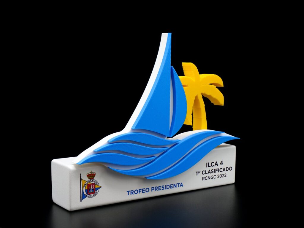 Trofeo Personalizado Lateral - 1º Clasificado ILCA 4 Real Club Náutico Gran Canaria