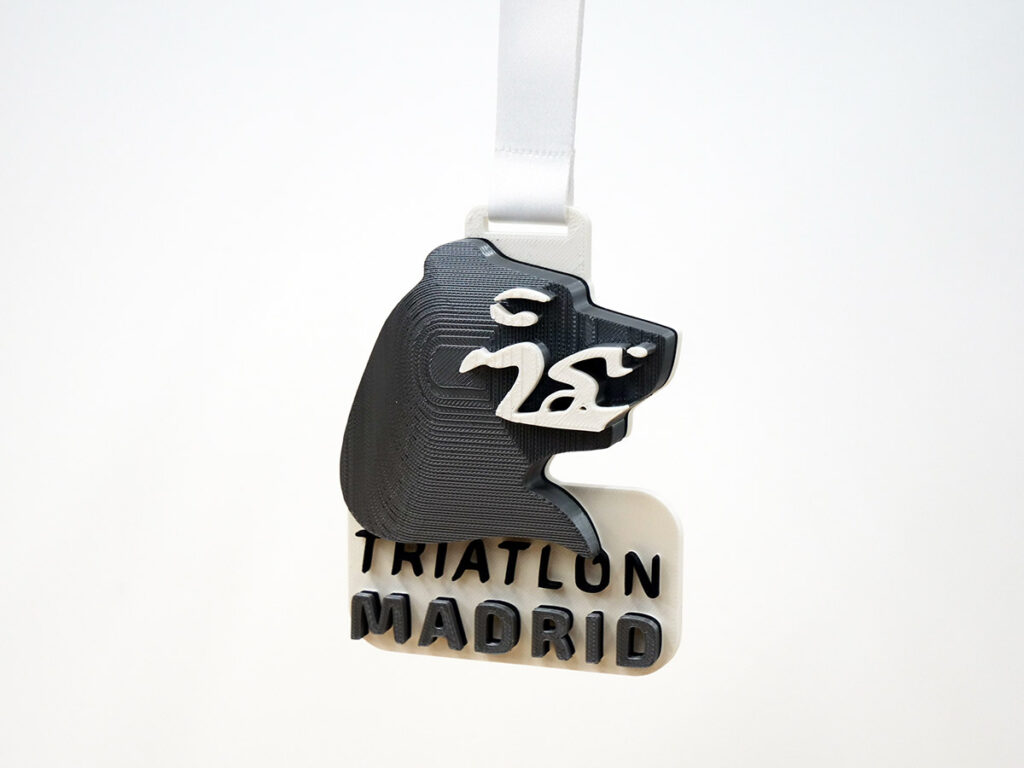 Medalla Personalizada Lateral - Campeonato Madrid Triatlón Media Distancia 2022