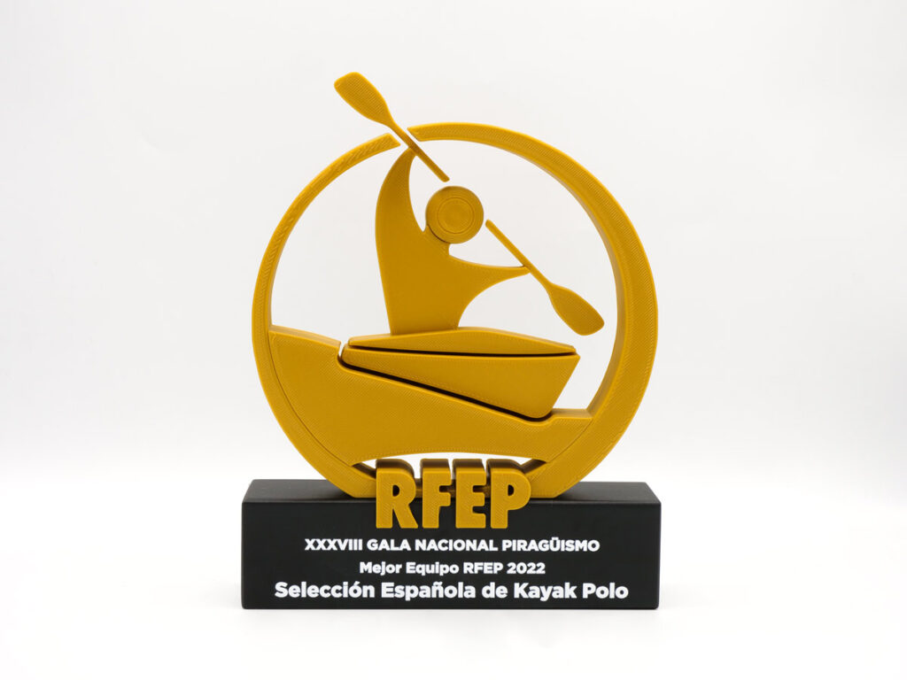 Trofeo Personalizado - Mejor Equipo RFEP XXXVIII Gala Nacional Piragüismo 2022