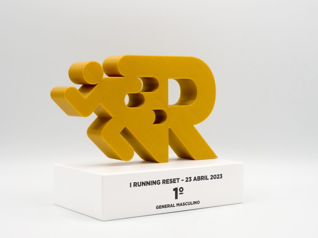 Trofeo Personalizado Lateral Izquierdo - 1º General Masculino I Running Reset 2023
